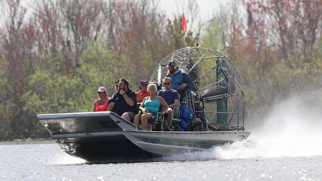 Airboat Tour Deleon Springs, Florida. Near Daytona Beach and Orlando.
